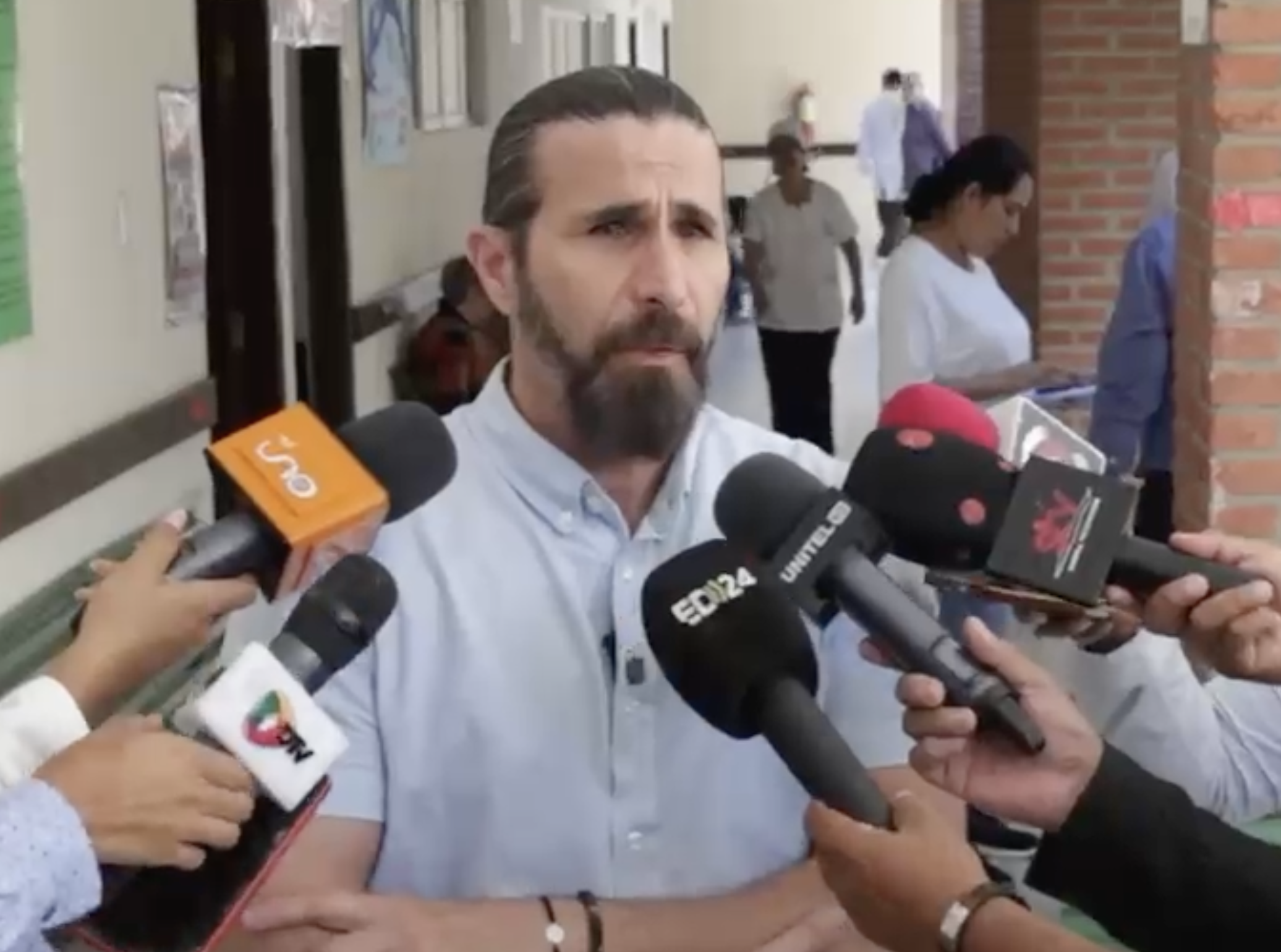 Imagen de noticia: Gobierno Municipal invita a la población a acudir a los 70 centros de salud para completar su esquema de vacunación